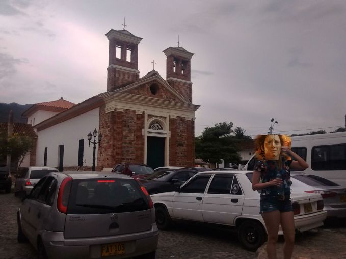 igreja-no-pueblo-santa-fe-de-antioquia-colombia